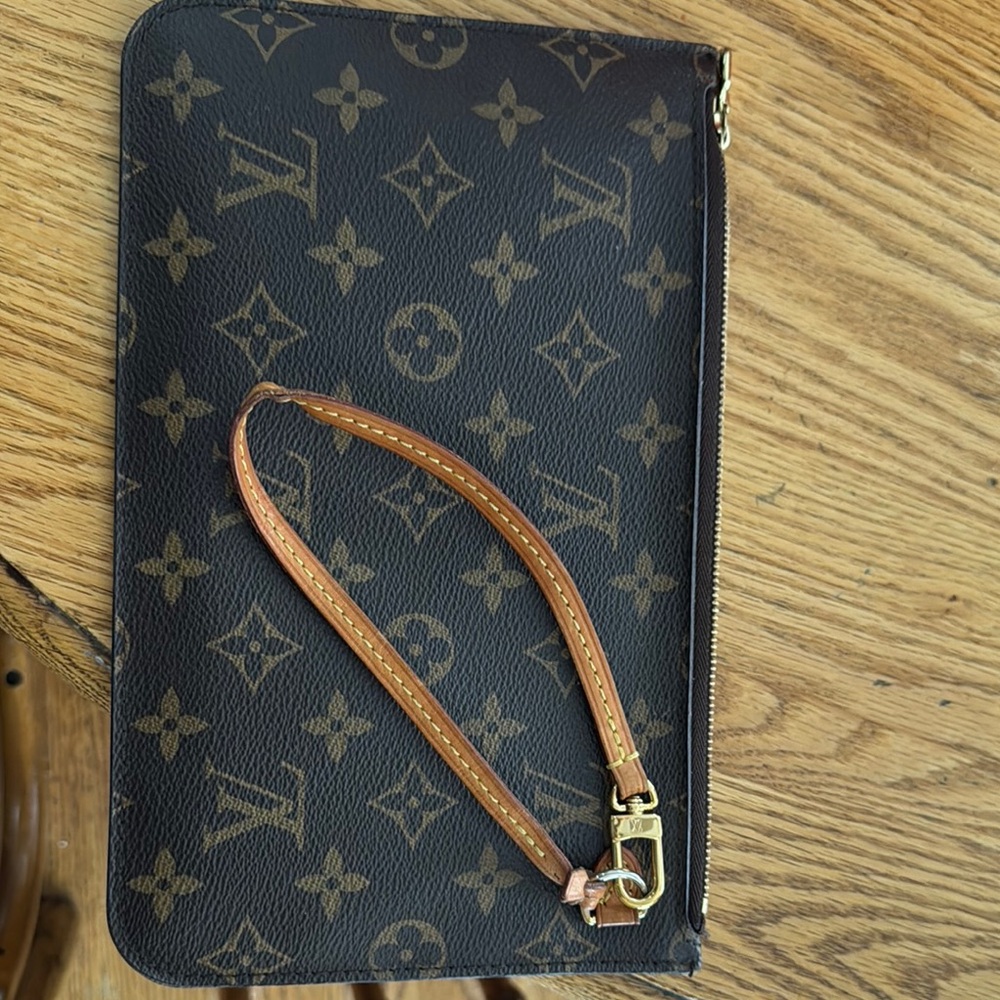 Louis Vuitton Monogram Clutch